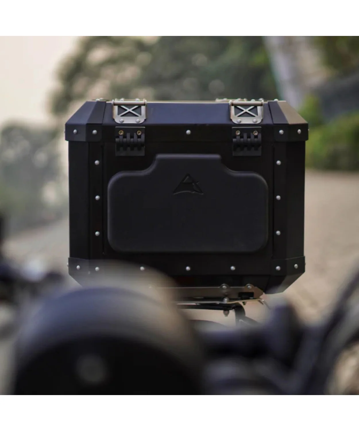 Auto Engina Royal Enfield Guerrilla 450 Aluminium 42L Top Box - Black - Image 3