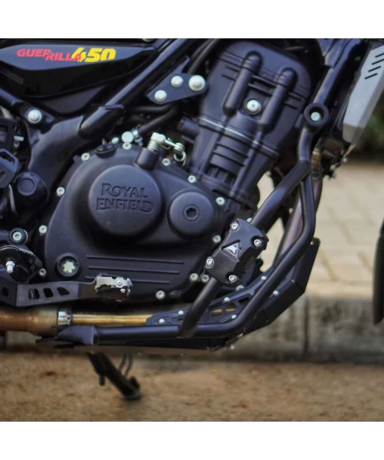 Auto Engina Royal Enfield Guerrilla 450 Crash/Leg Guard - Black - Image 3