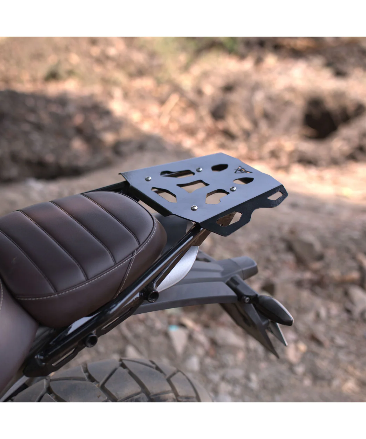 Auto Engina Triumph Scrambler 400x Top Rack with Rack Plate - Black