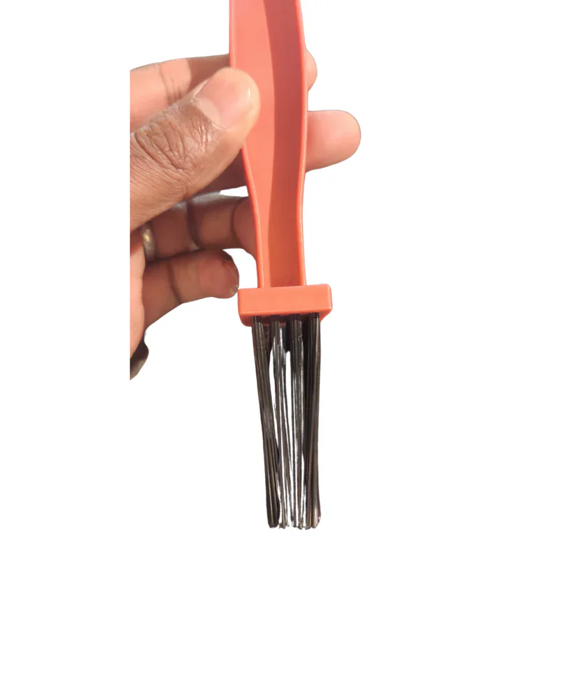 Chain Cleaning Brush - Image 9