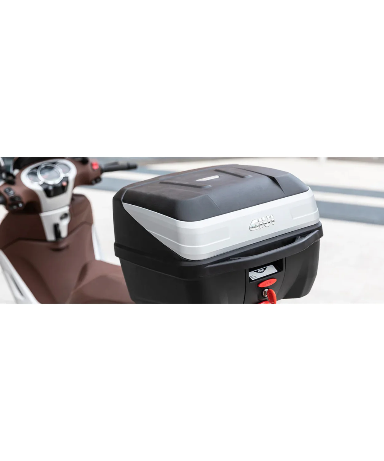 Givi Monolock Bold Top Box 32L - Black - B32N - Image 4
