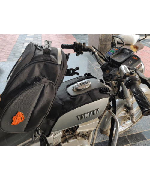 Guardian Gears Shark Universal 28L Non Magnetic Tank Bag with Rain Cover - Image 11