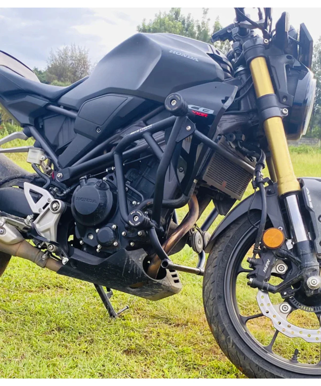 Moto Torque Honda CB300R Crash Guard - Black