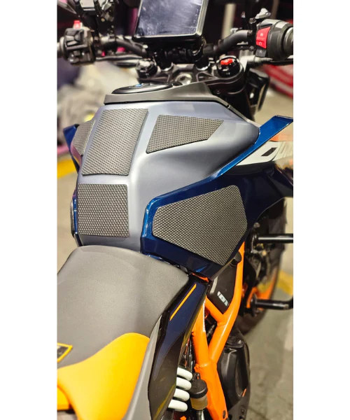 Mototrendz Traction Pads for KTM Duke 250 / 390 (2023) Generation 3