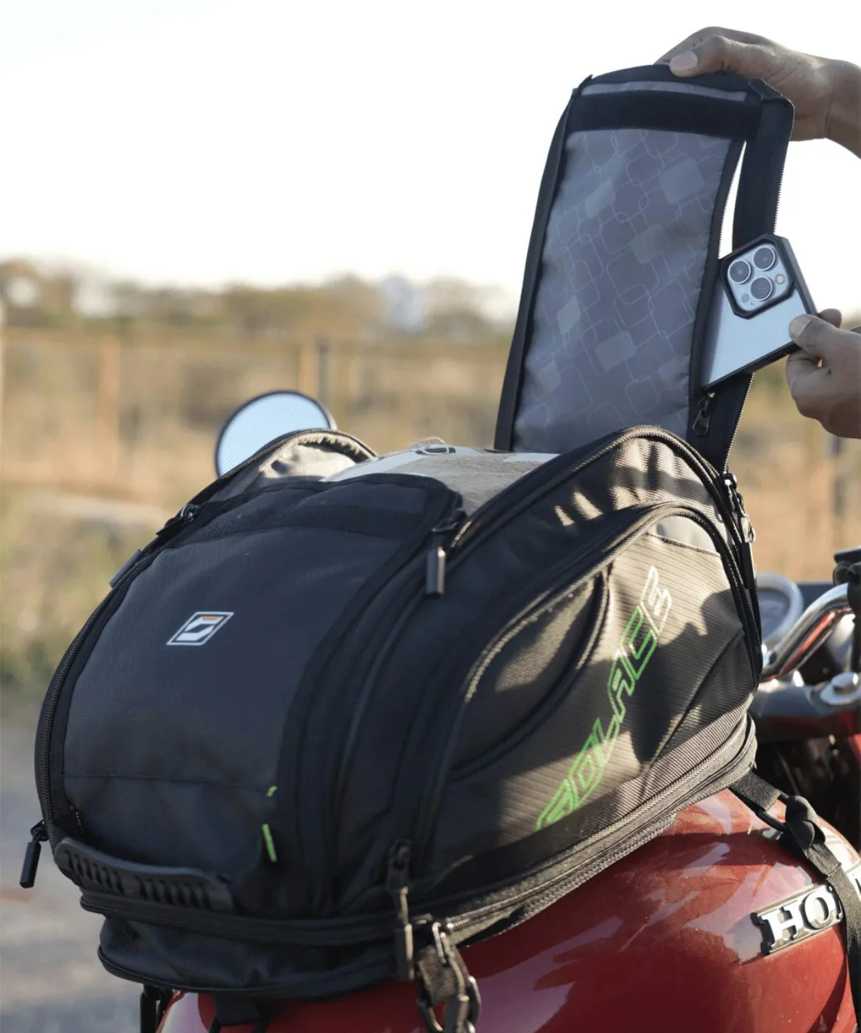 Solace Foldpac Magnetic Tank Bag 24L - Image 9