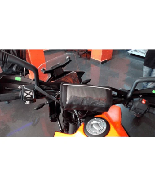 Treknride Mobilemate Motorcycle Handlebar Bag with Mobile Compartment - Image 4