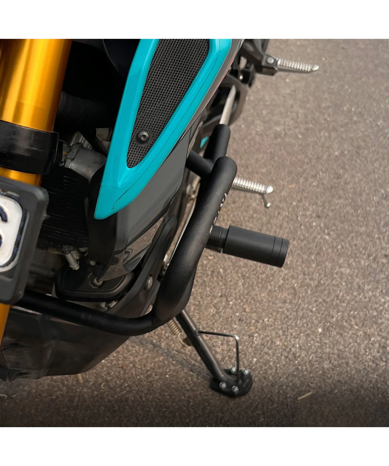 Zana Crash Guard with Slider Black for Yamaha MT 15 - ZI-8387 - Image 8