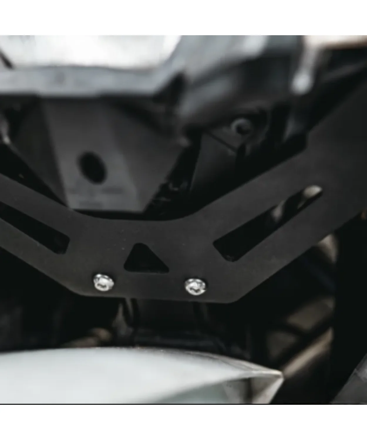 Zana DRL R40 Fog Light Mounting Kit for KTM Adventure 390 2025 - ZI-8632 - Image 4