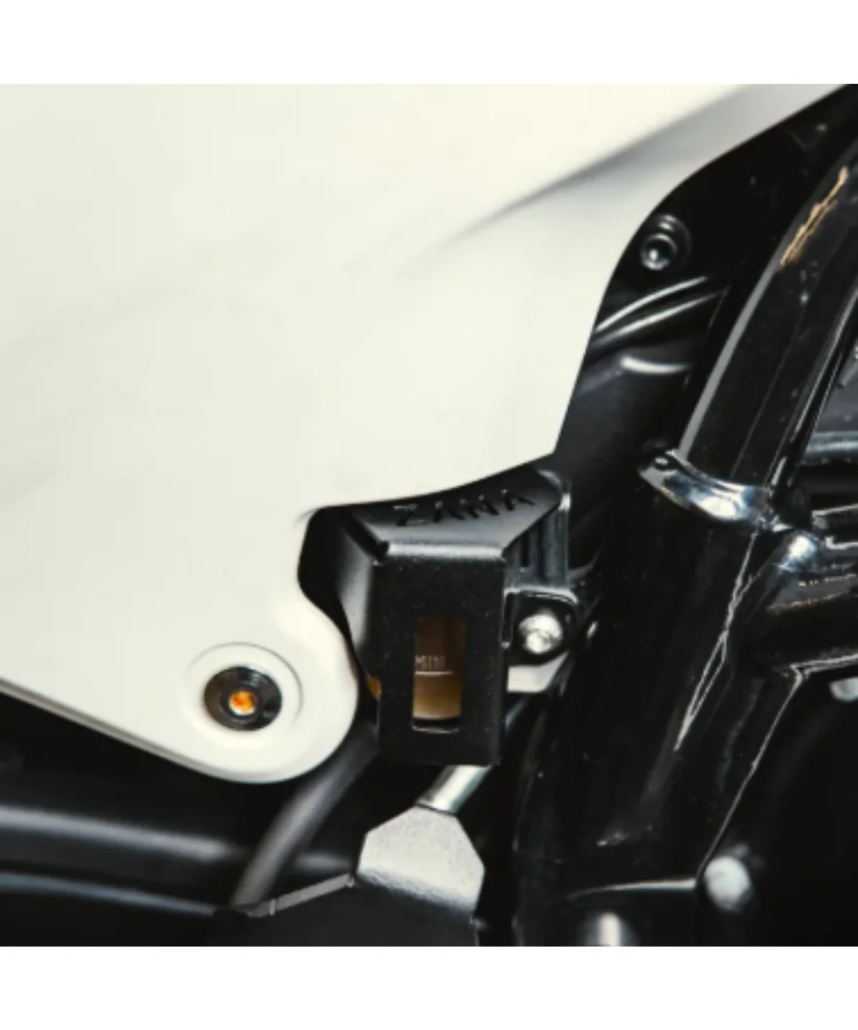 Zana Aluminum Oil Reservoir Hex Cover for KTM ADV 390 2025 - ZI-8573 - Image 2
