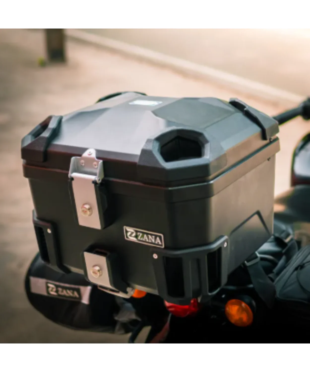 Zana Nomada Plastic Top Box 45L with Backrest - Black - ZI-TB-022 - Image 5