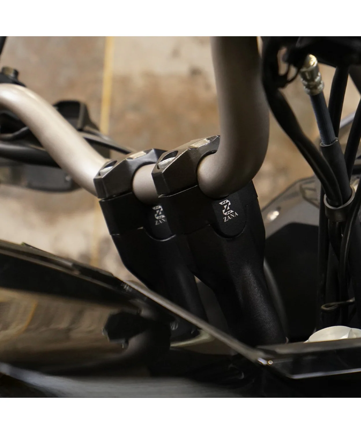 Zana Handle Riser for Honda CB 200 X (Black) - ZI-8509 - Image 3