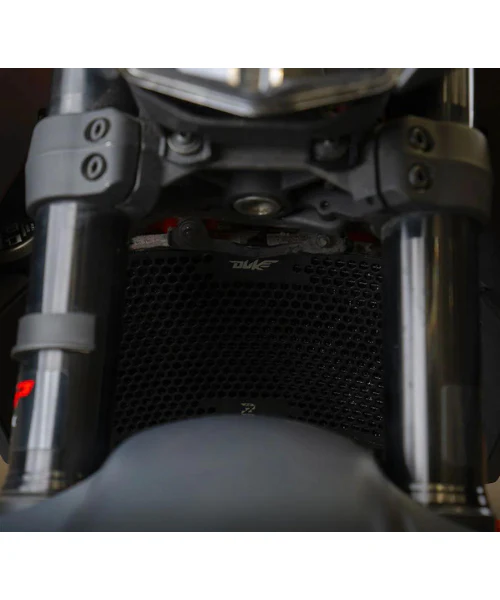 Zana Radiator Guard Honeycomb Black For KTM Duke 390/250/200/390 Gen 3 - ZI-8410 - Image 3